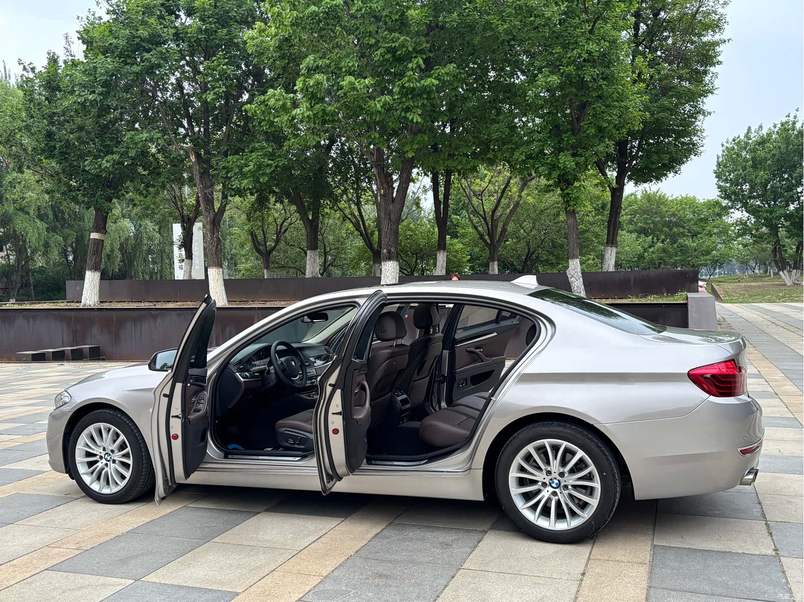 BMW 5 Series, 2014 11