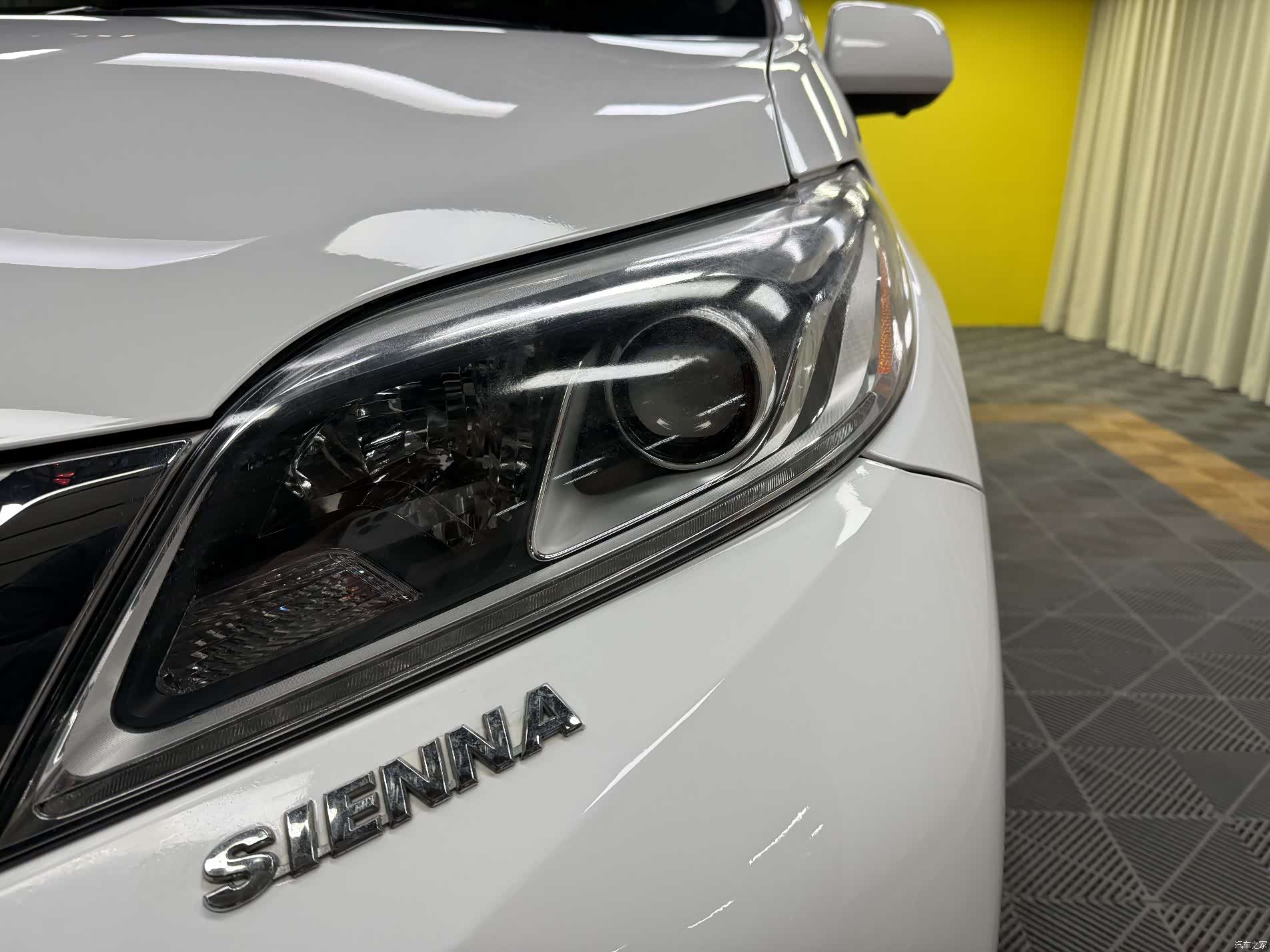 Toyota Sienna, 2015 12