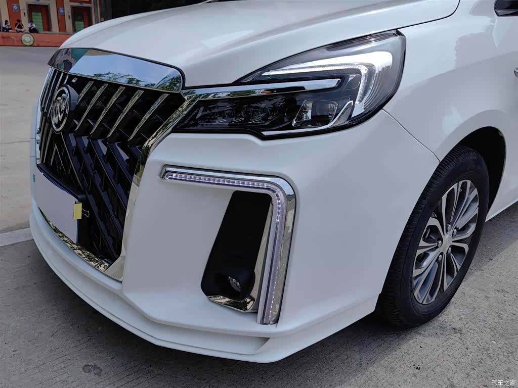 Buick GL8, 2021 4