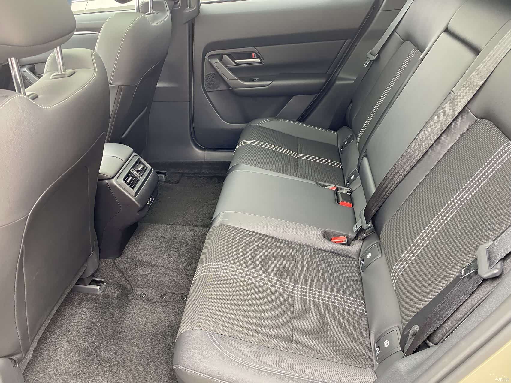 Mazda CX-50, 2023 13