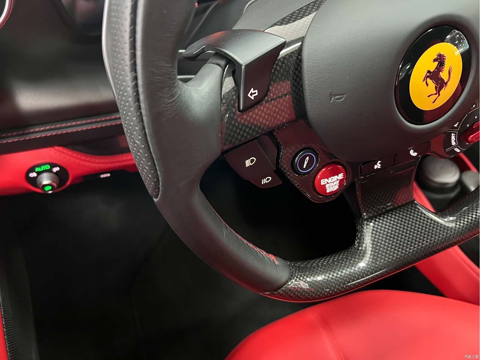 Ferrari F8, 2023 17