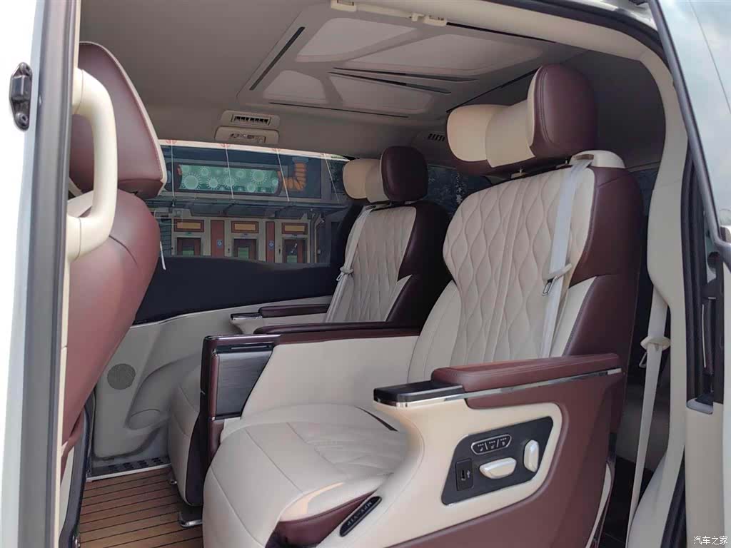 Buick GL8, 2021 6
