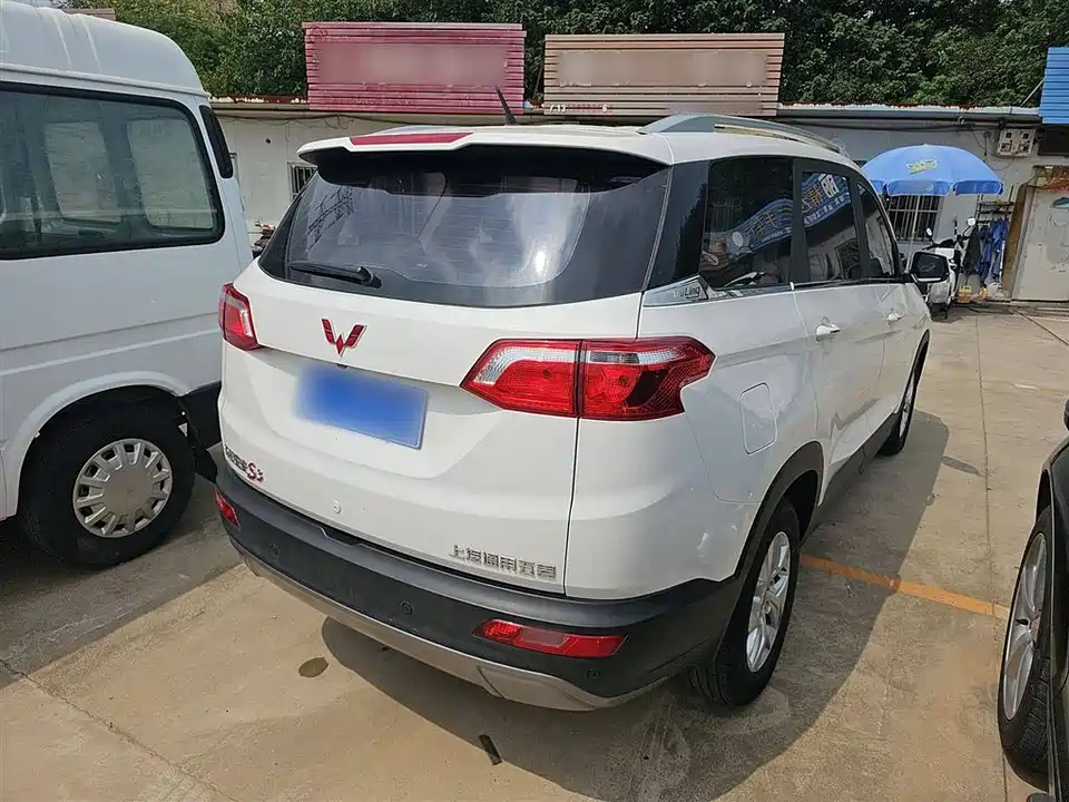 Wuling Wuling Hongguang S3