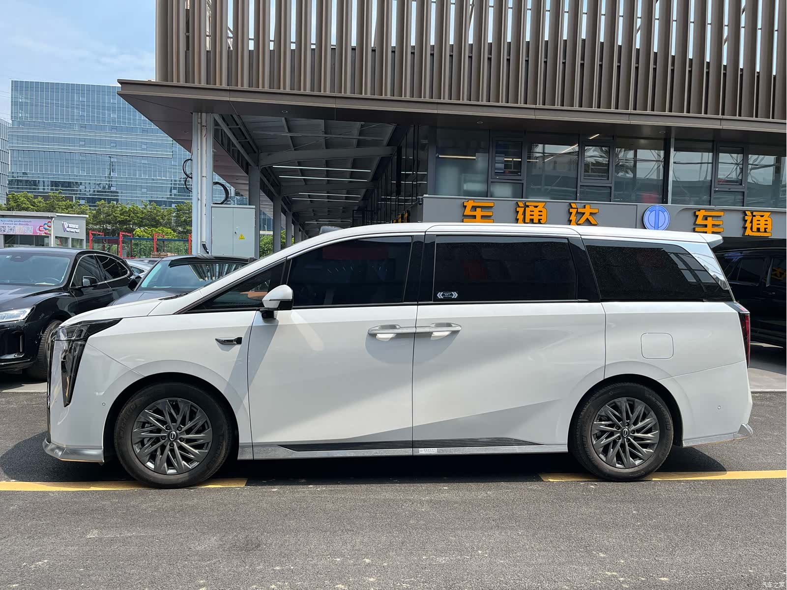 Trumpchi M8, 2025 3