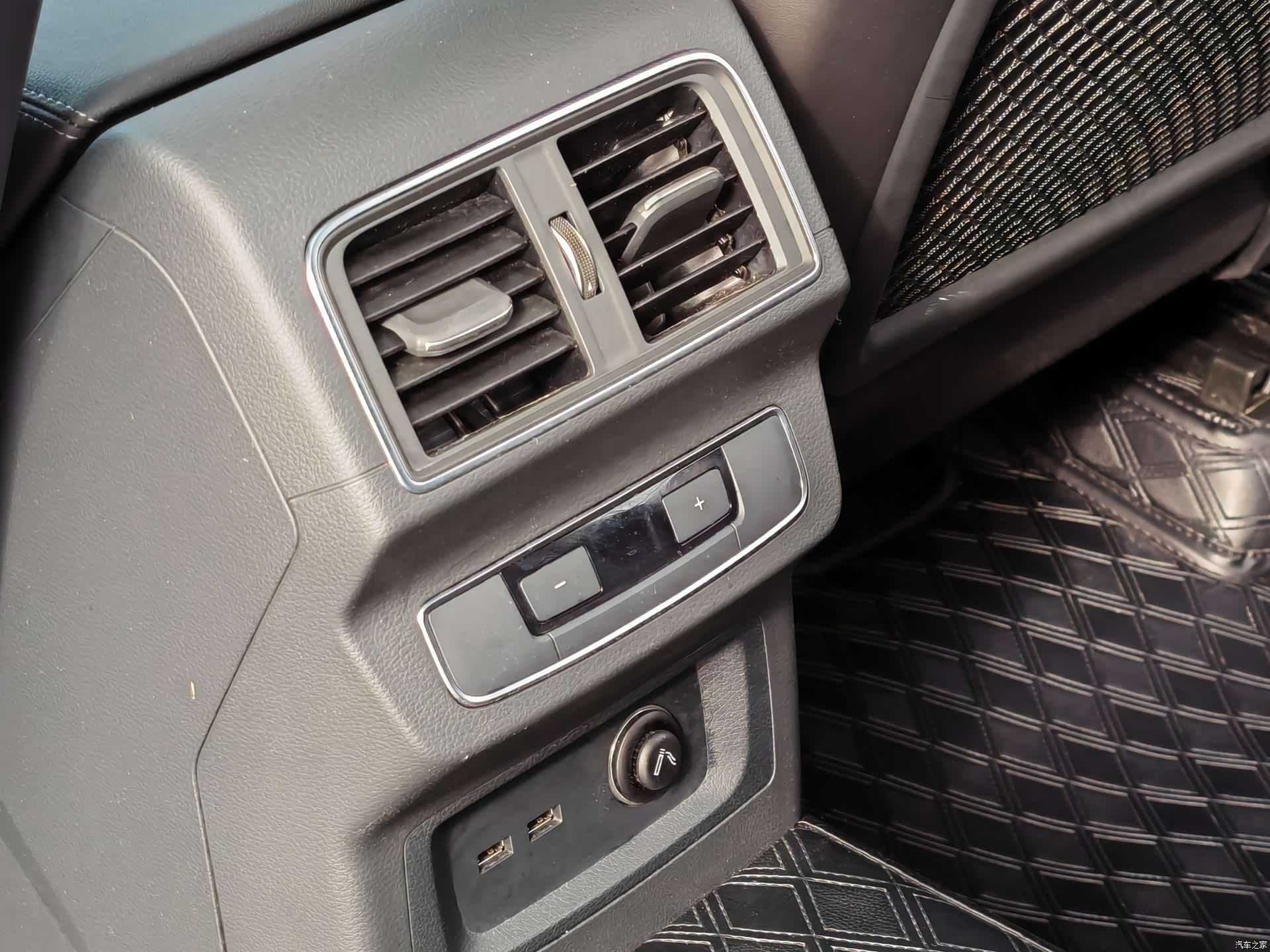 Audi Q5L, 2022 20