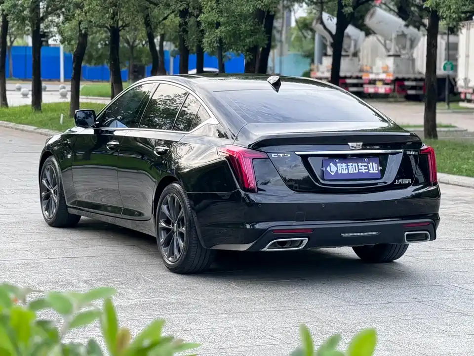 Cadillac CT5