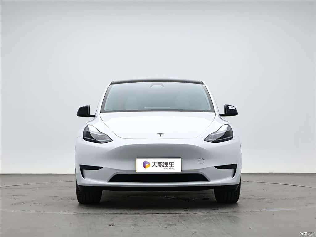 Tesla Model Y, 2024 2