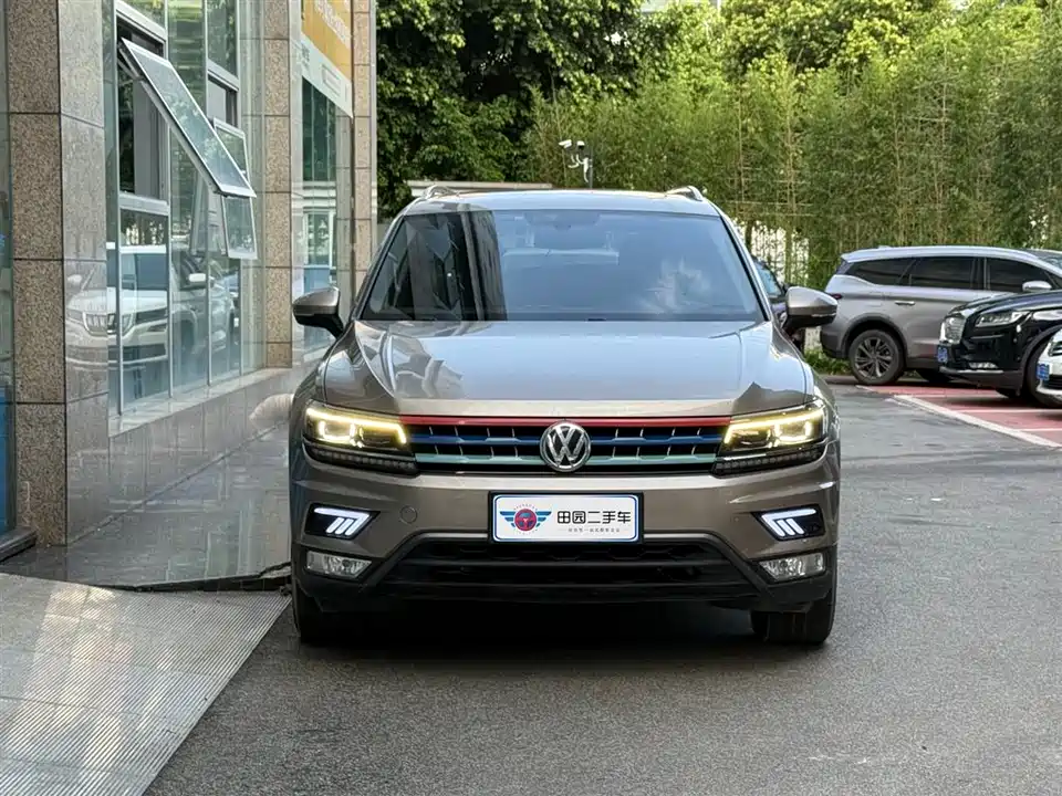 Volkswagen Tiguan L