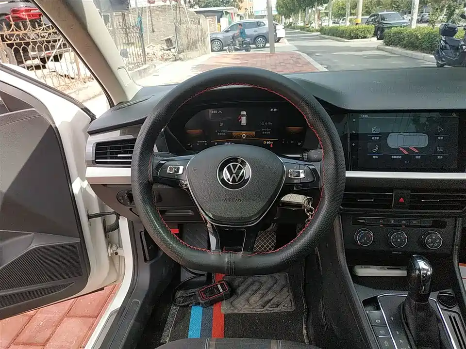 Volkswagen Lavida