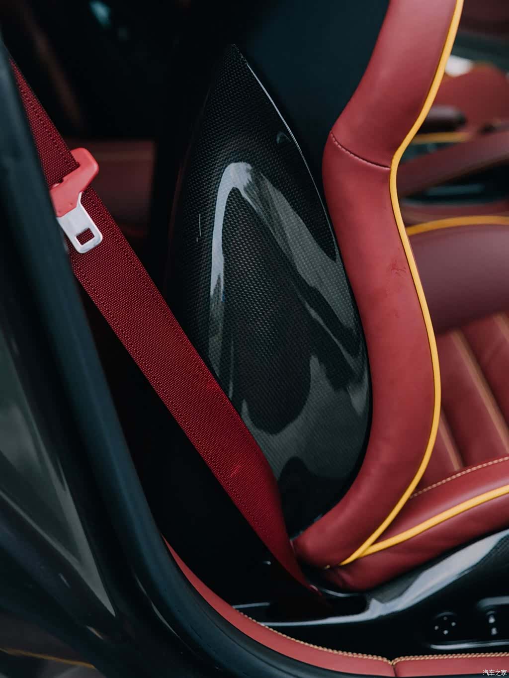 Ferrari 599, 2009 7
