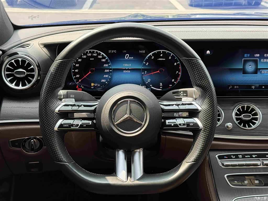 Mercedes-Benz E-Class, 2022 25