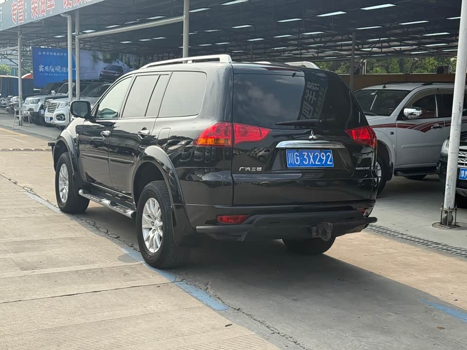 Mitsubishi Pajero Jinchang Mitsubishi Pajero Jinchang