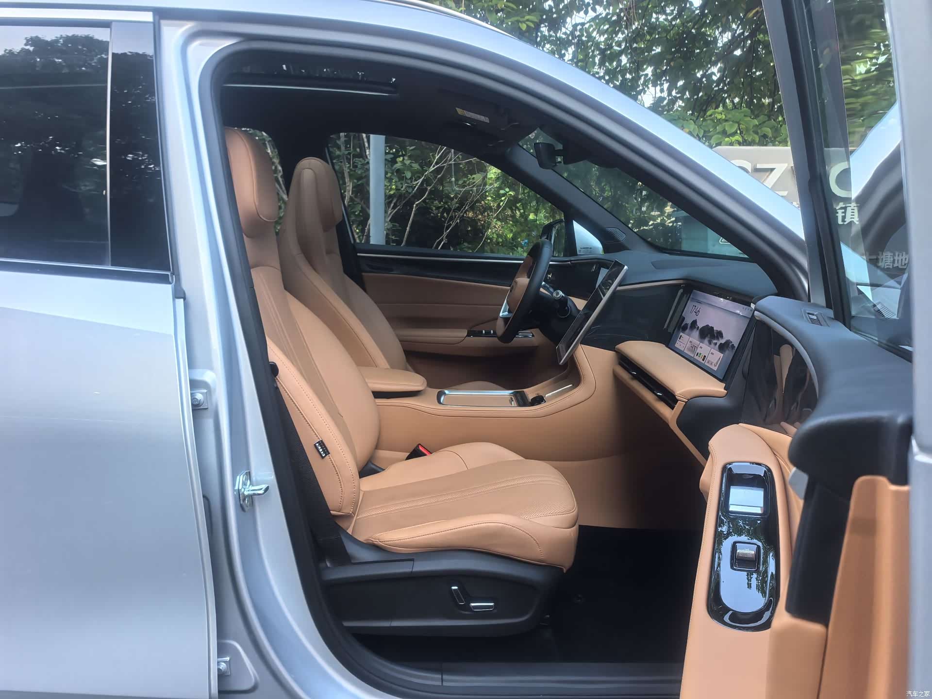 Geely Galaxy L7, 2025 9