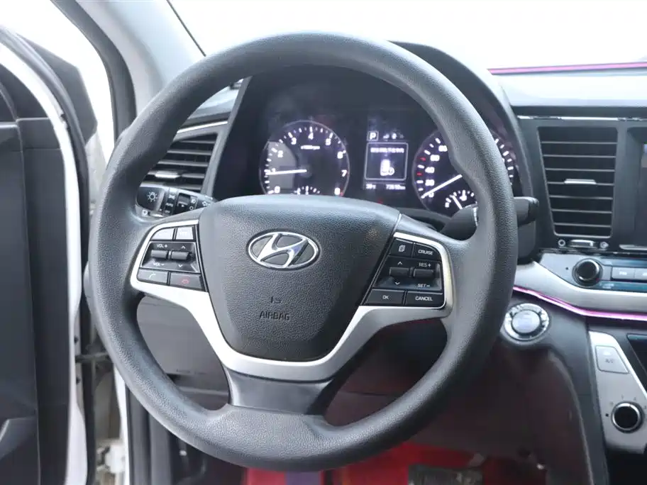 Hyundai Lead