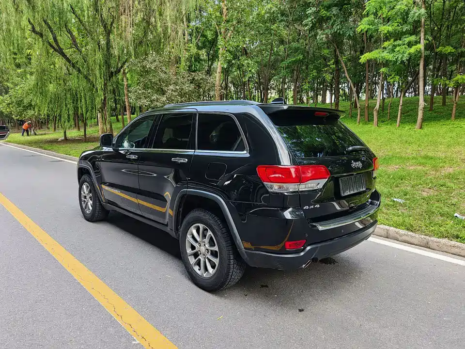 Jeep Grand Cherokee Jeep Grand Cherokee