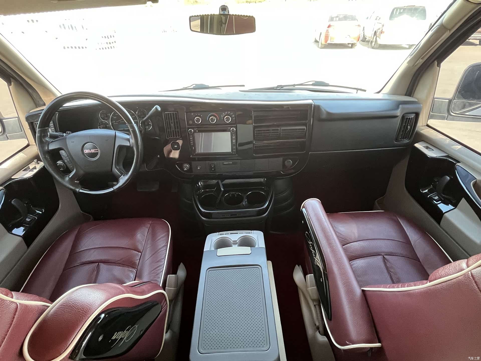GMC SAVANA, 2015 33
