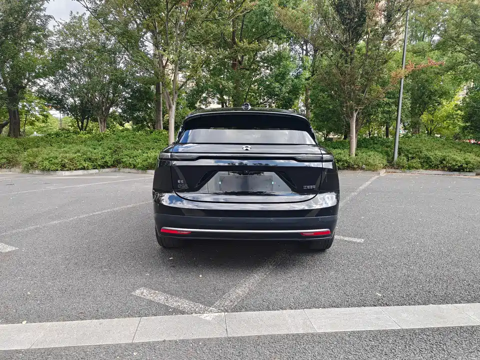 NIO ES6