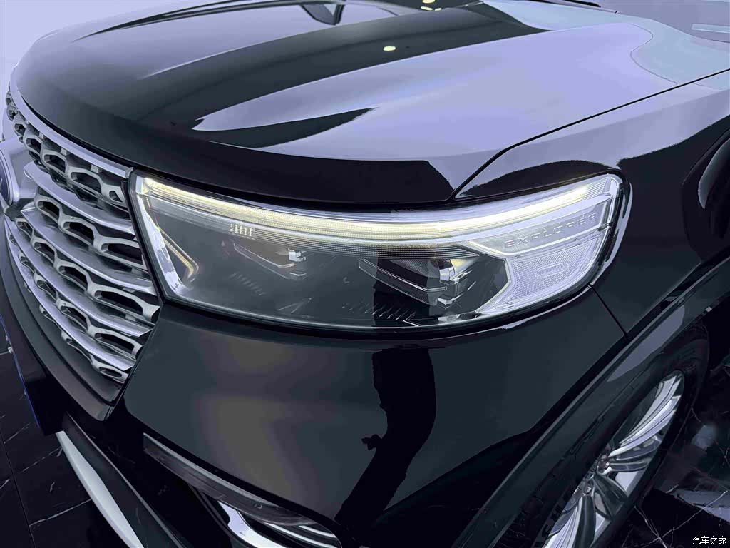 Ford Explorer, 2021 18
