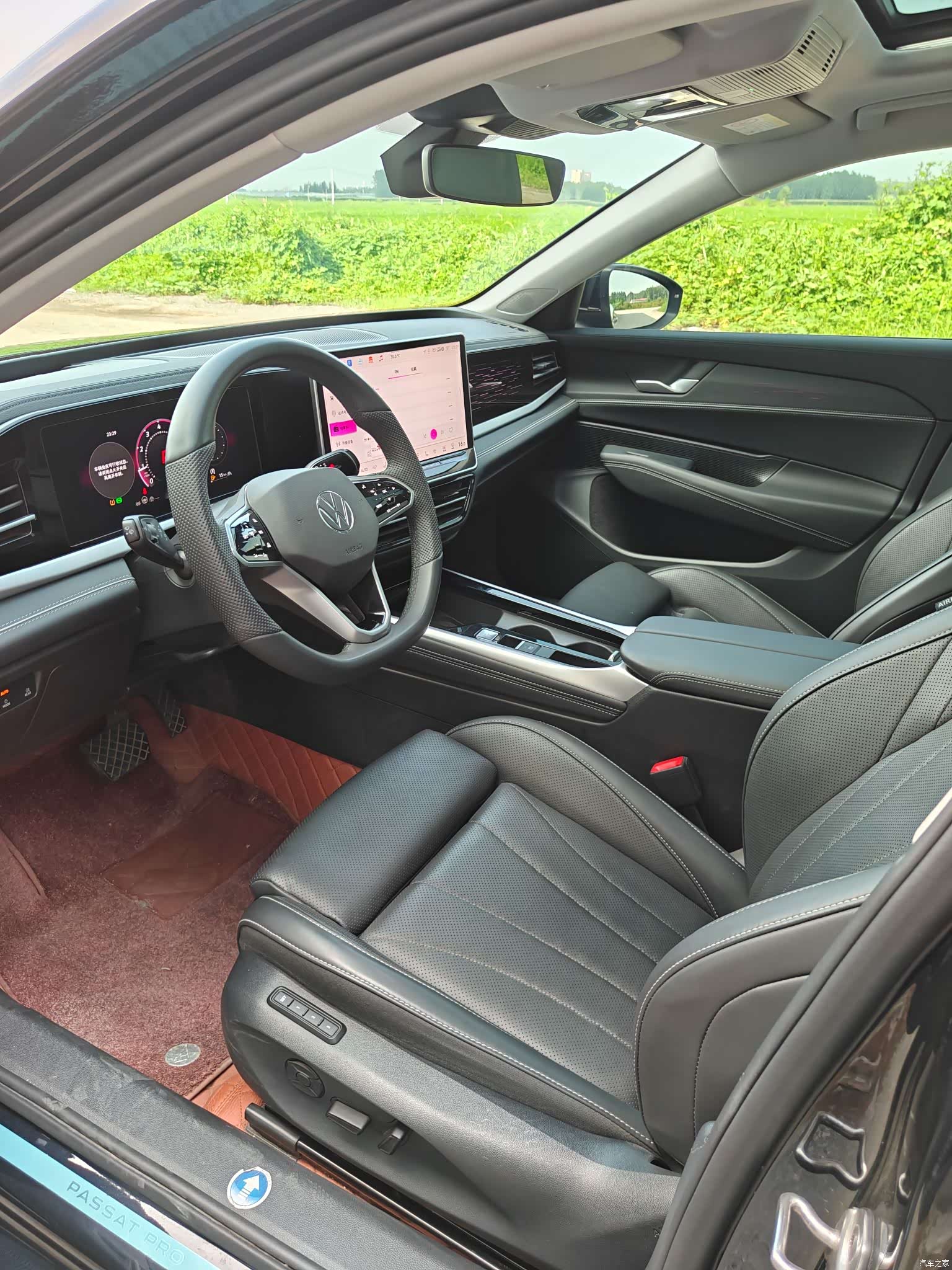 Volkswagen Passat, 2025 9