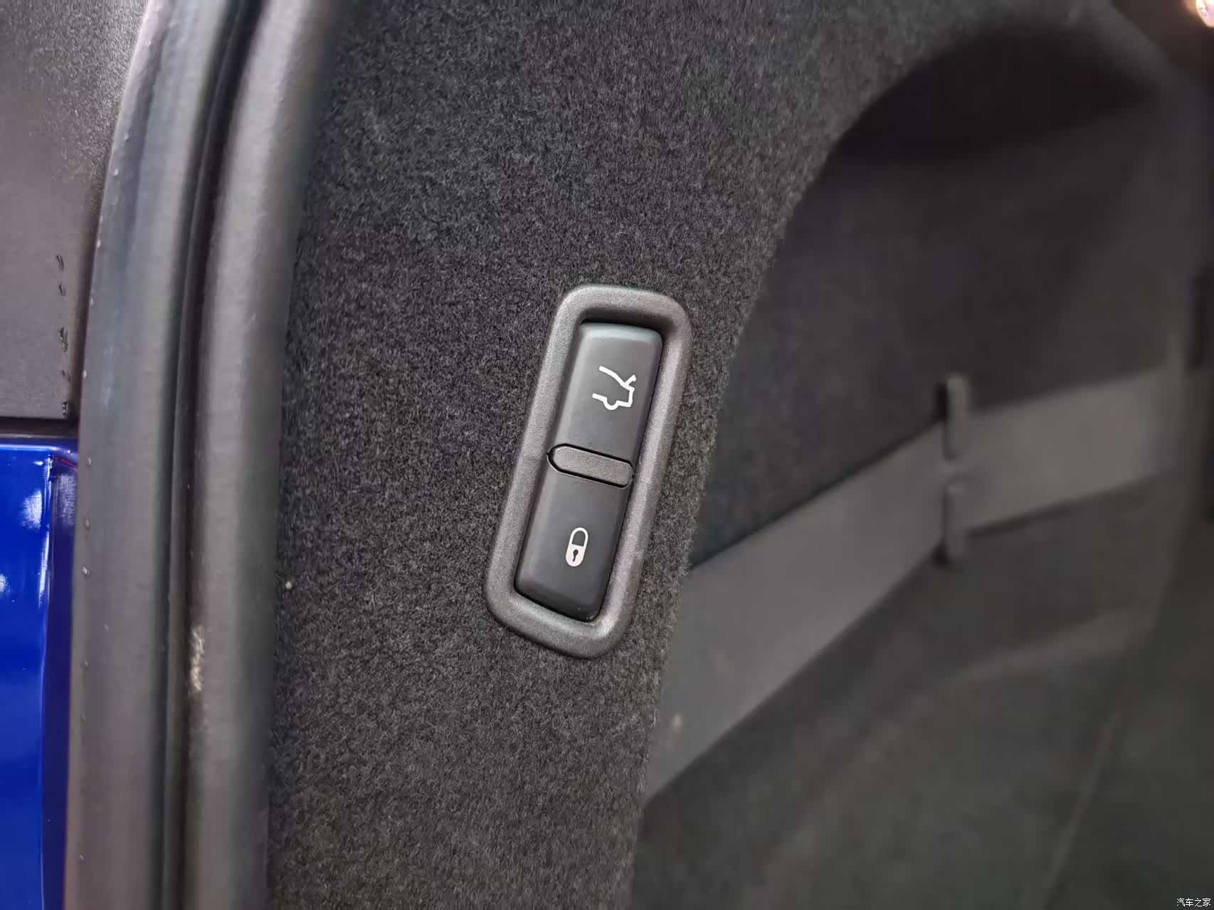 Maserati Levante, 2017 38