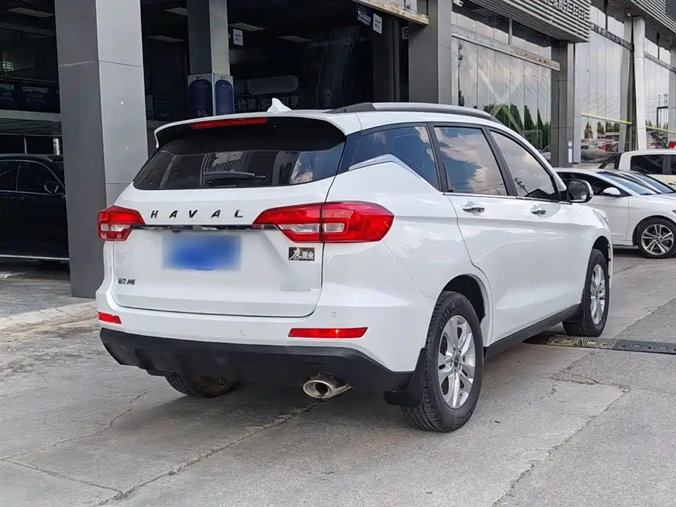 Haval M6
