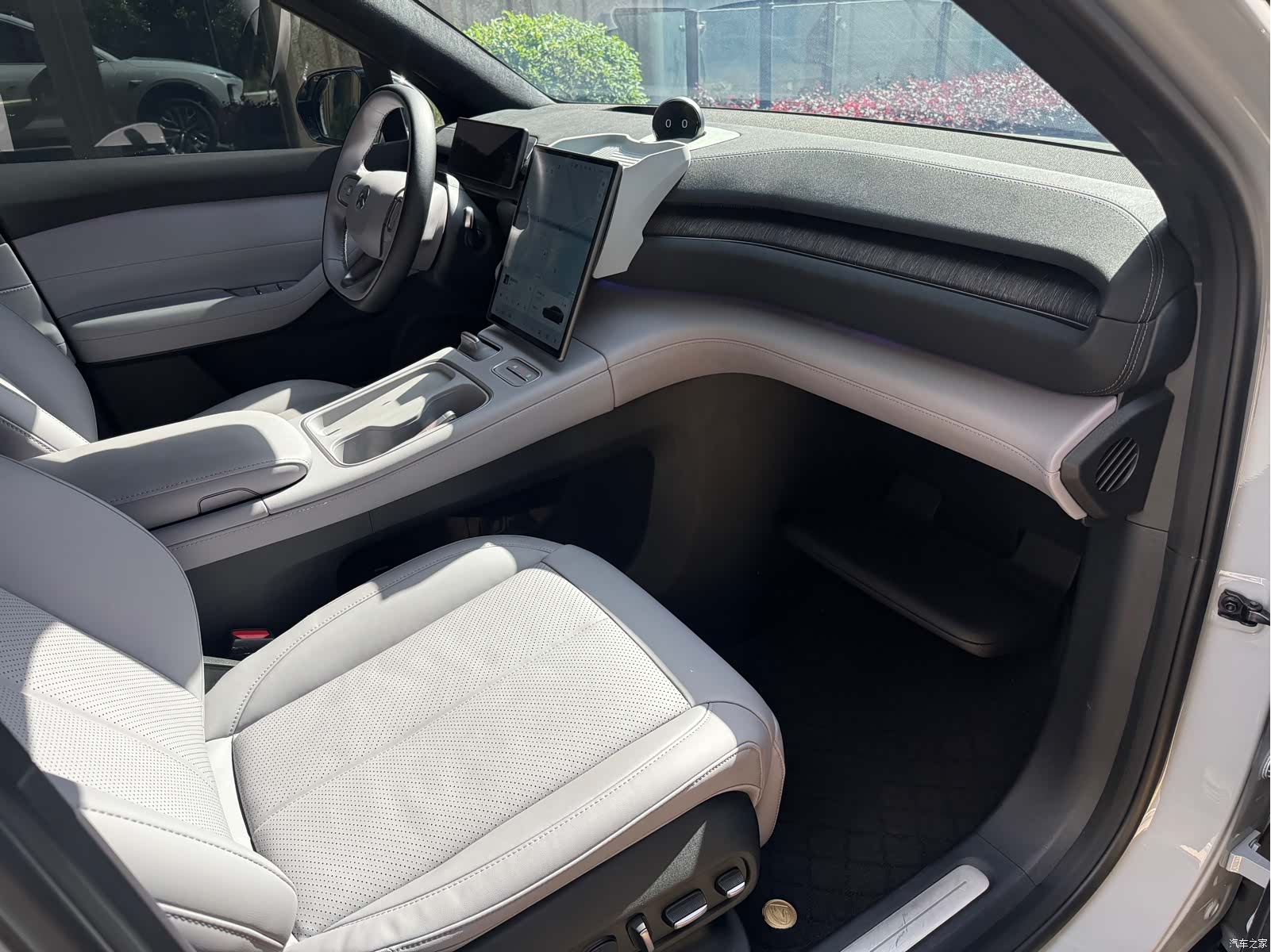 NIO EC6, 2023 8