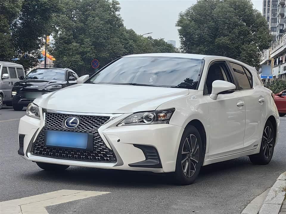 Lexus CT