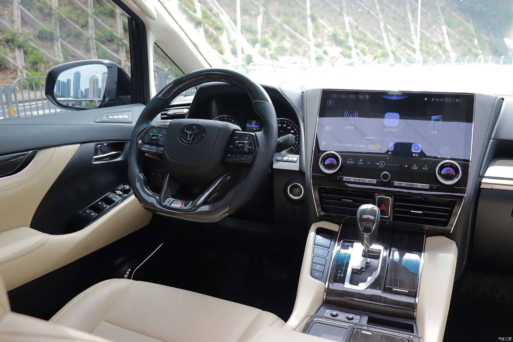 Toyota Alphard, 2017 7