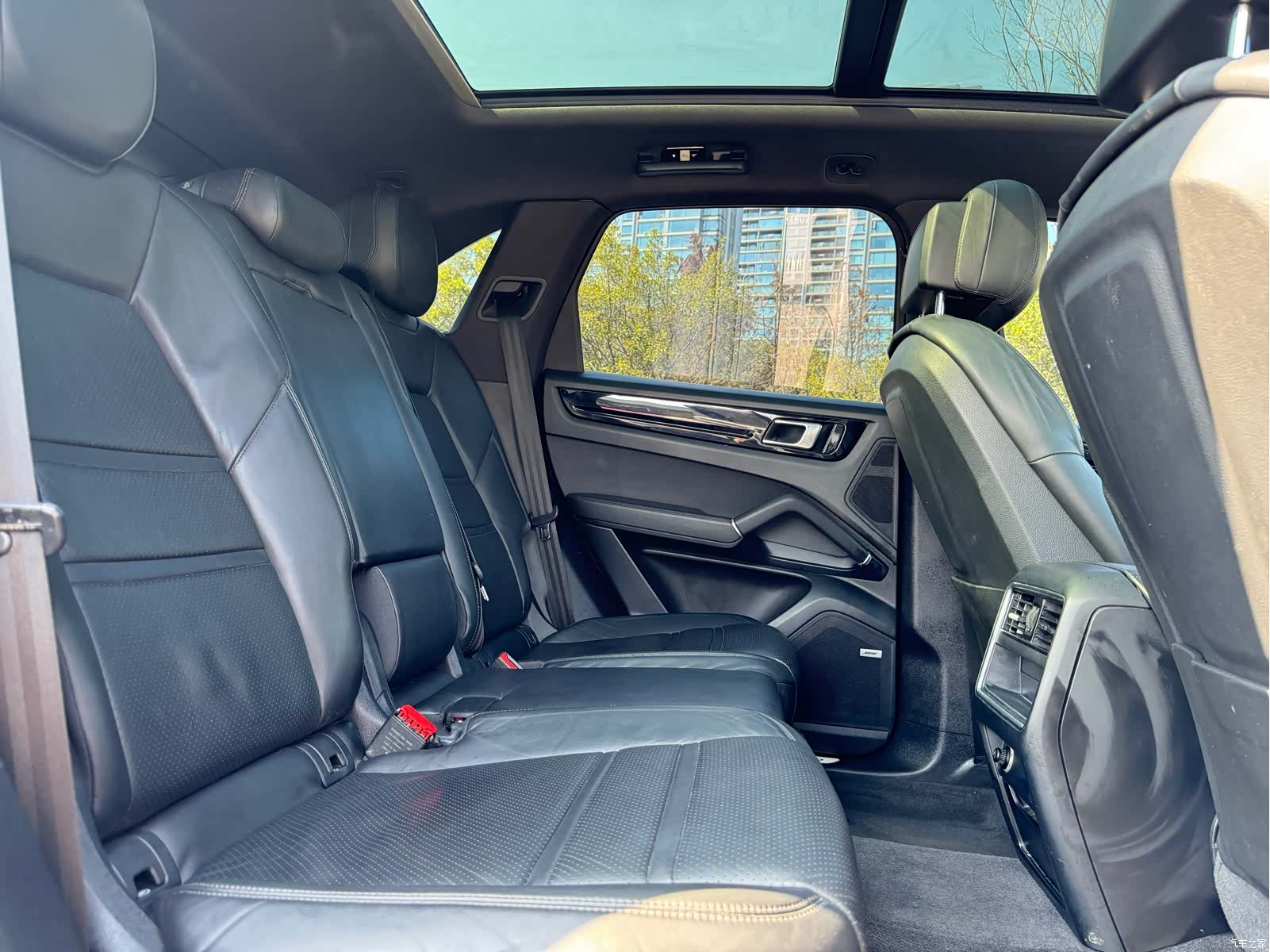 Porsche Cayenne, 2019 15