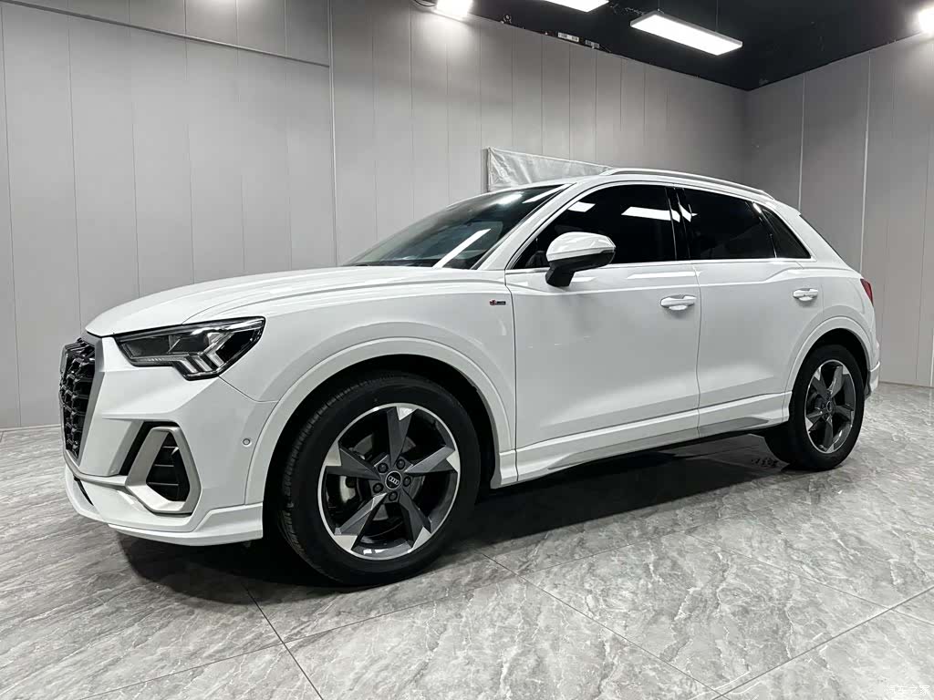 Audi Q3, 2022 7