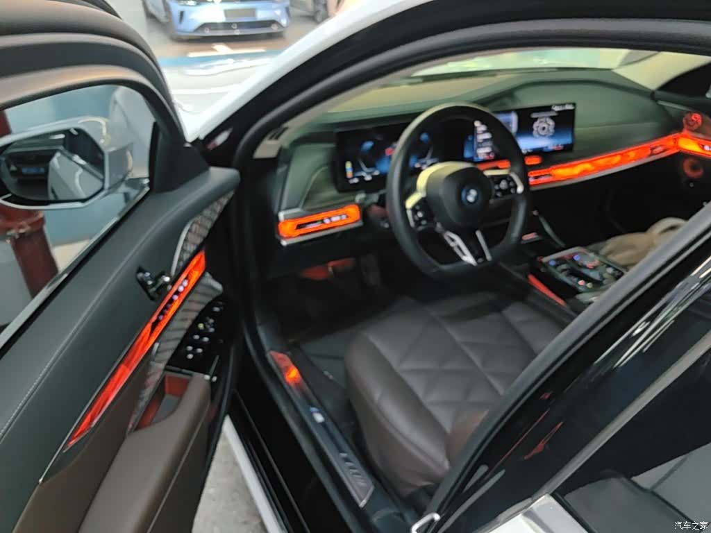 BMW i7, 2024 16