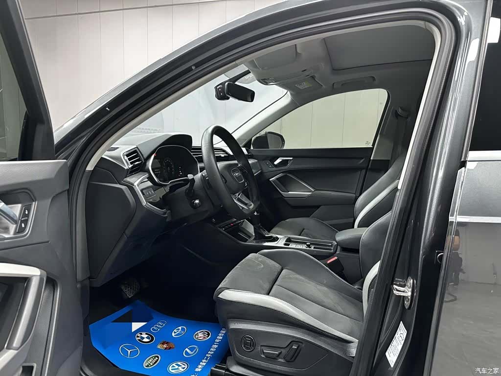 Audi Q3, 2023 15