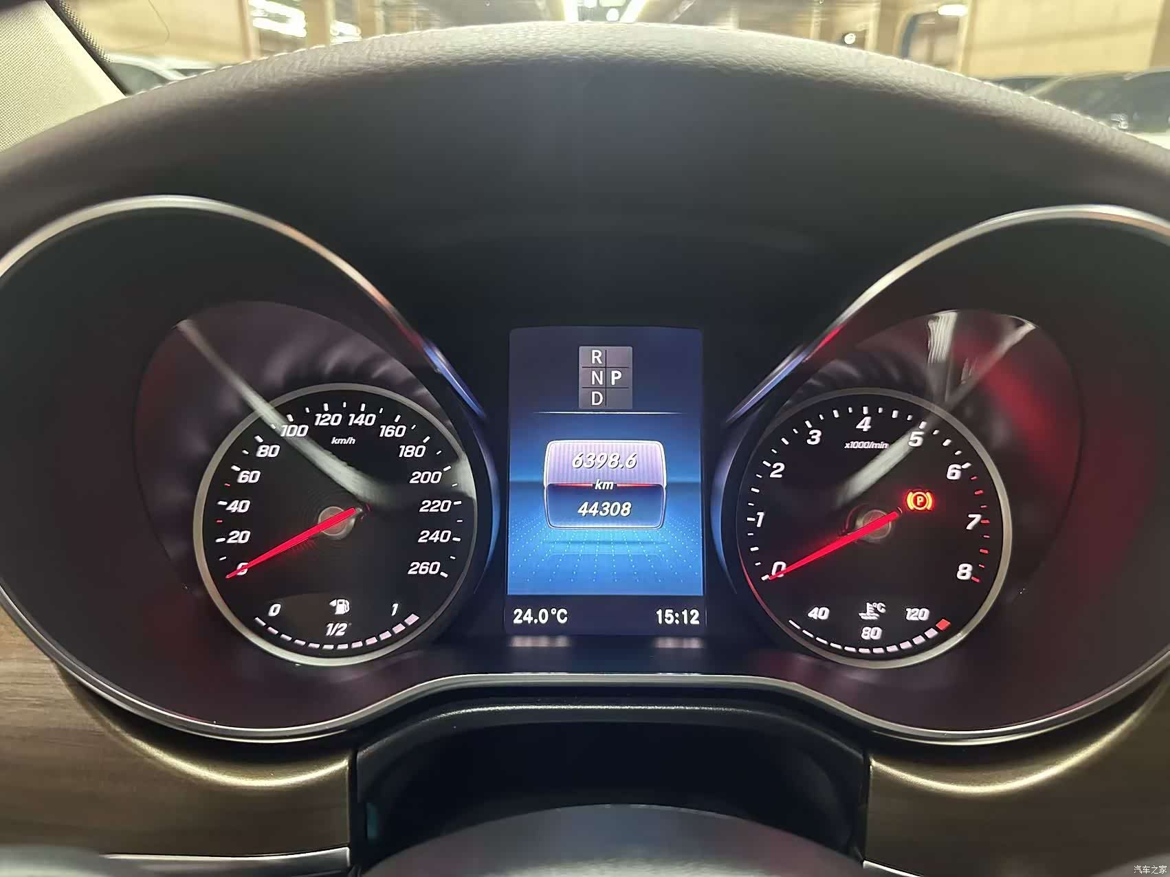 Mercedes-Benz V-Class, 2024 12