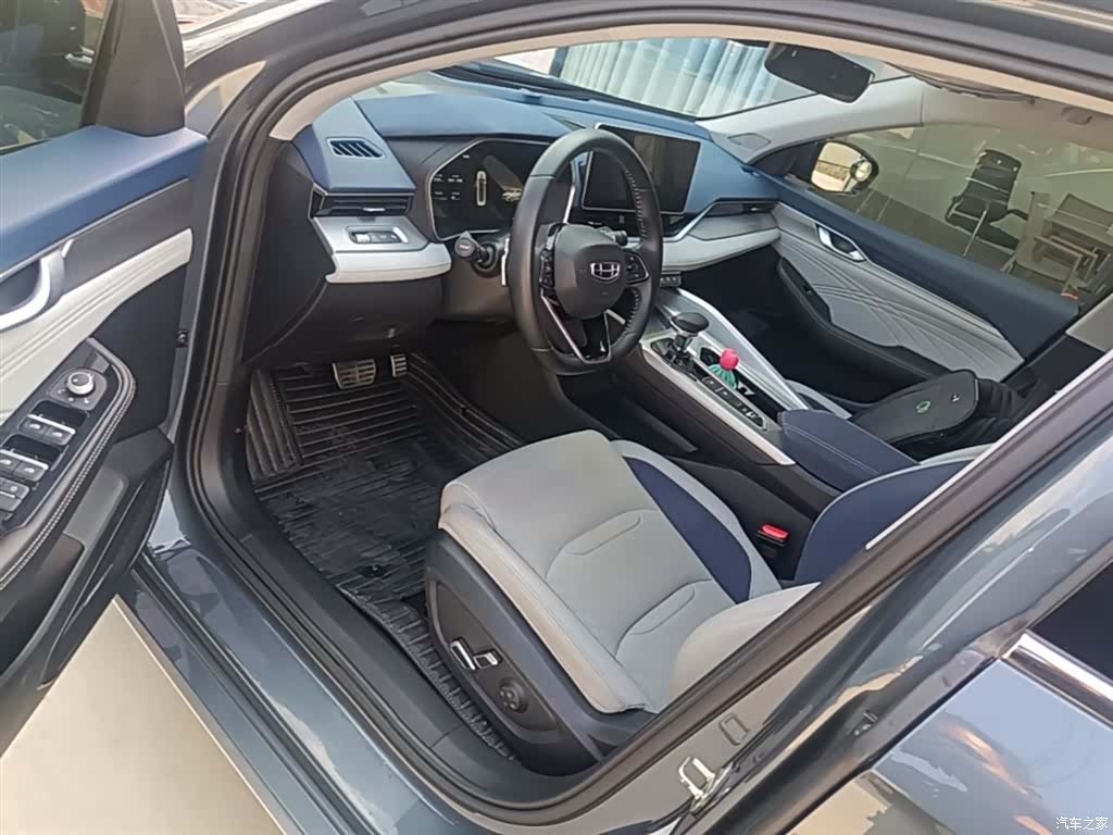 Geely Preface, 2022 16