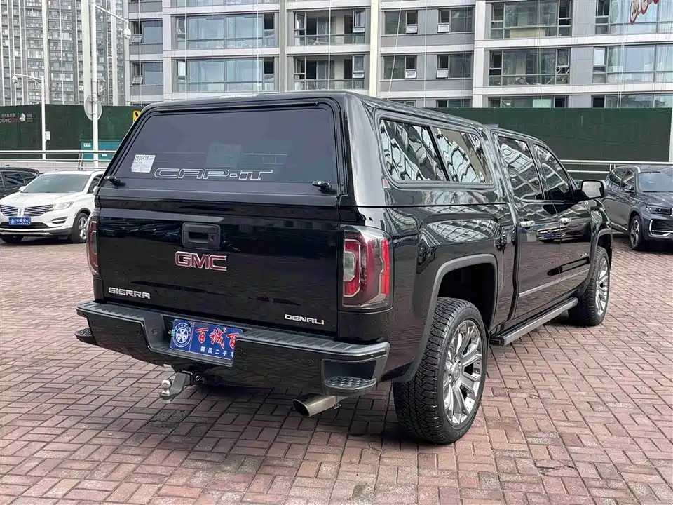 GMC SIERRA