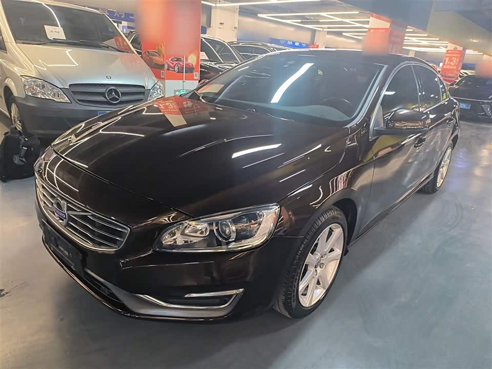 Volvo S60