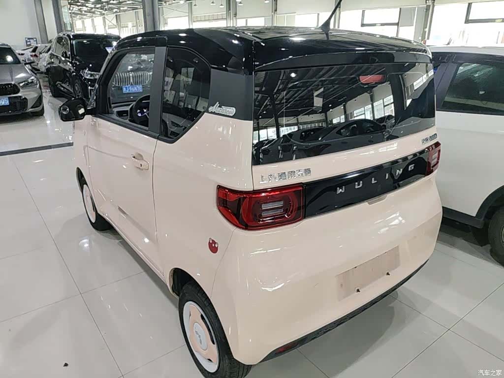 Wuling MINIEV, 2023 все фото