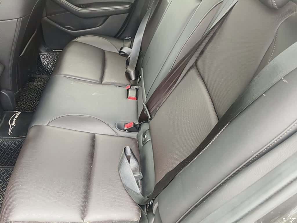Mazda Mazda3, 2020 24