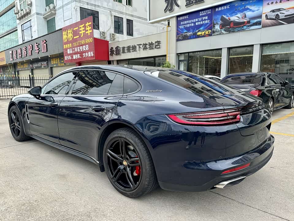 Porsche Panamera