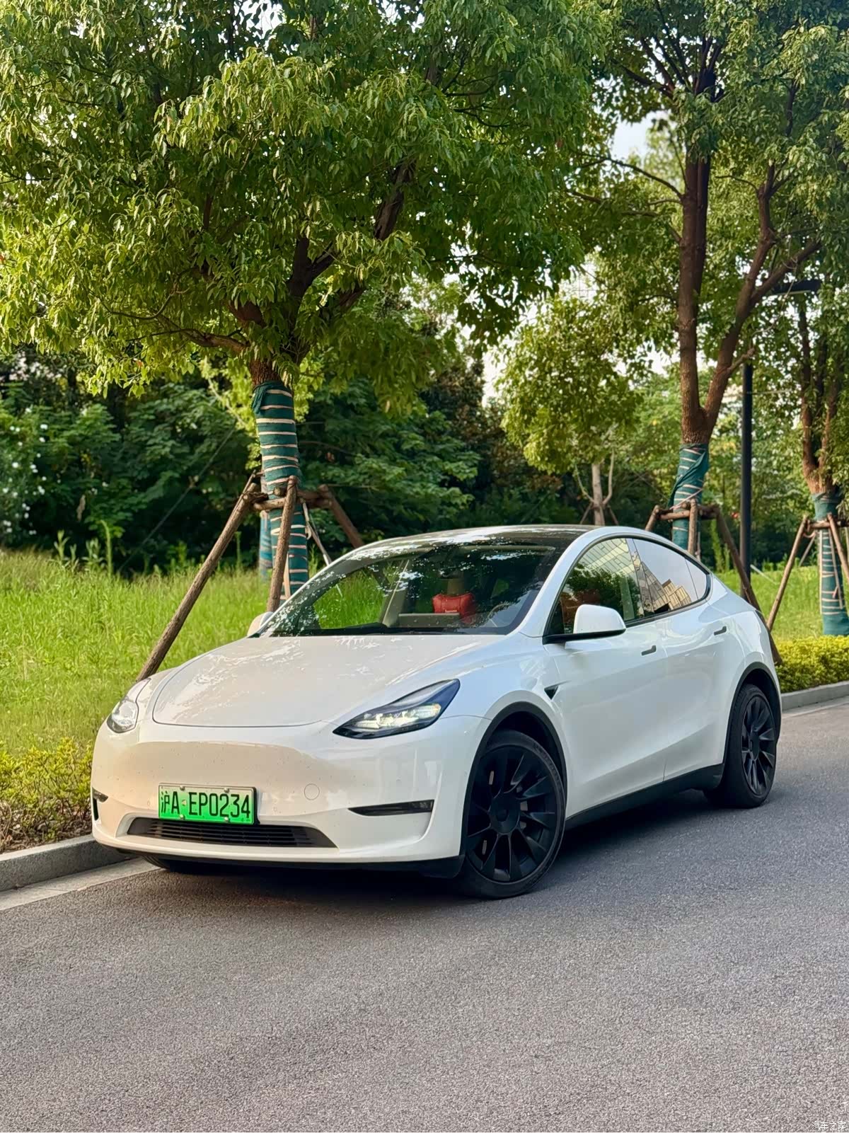 Tesla Model Y, 2021 1