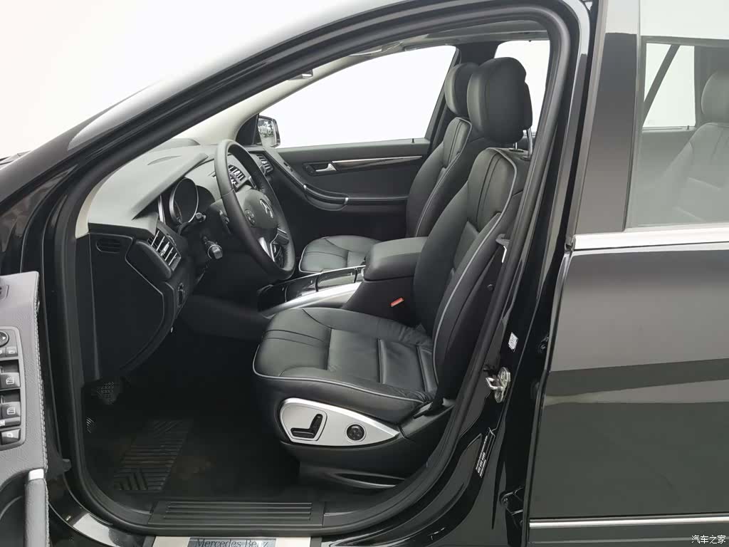 Mercedes-Benz R-Class, 2016 10