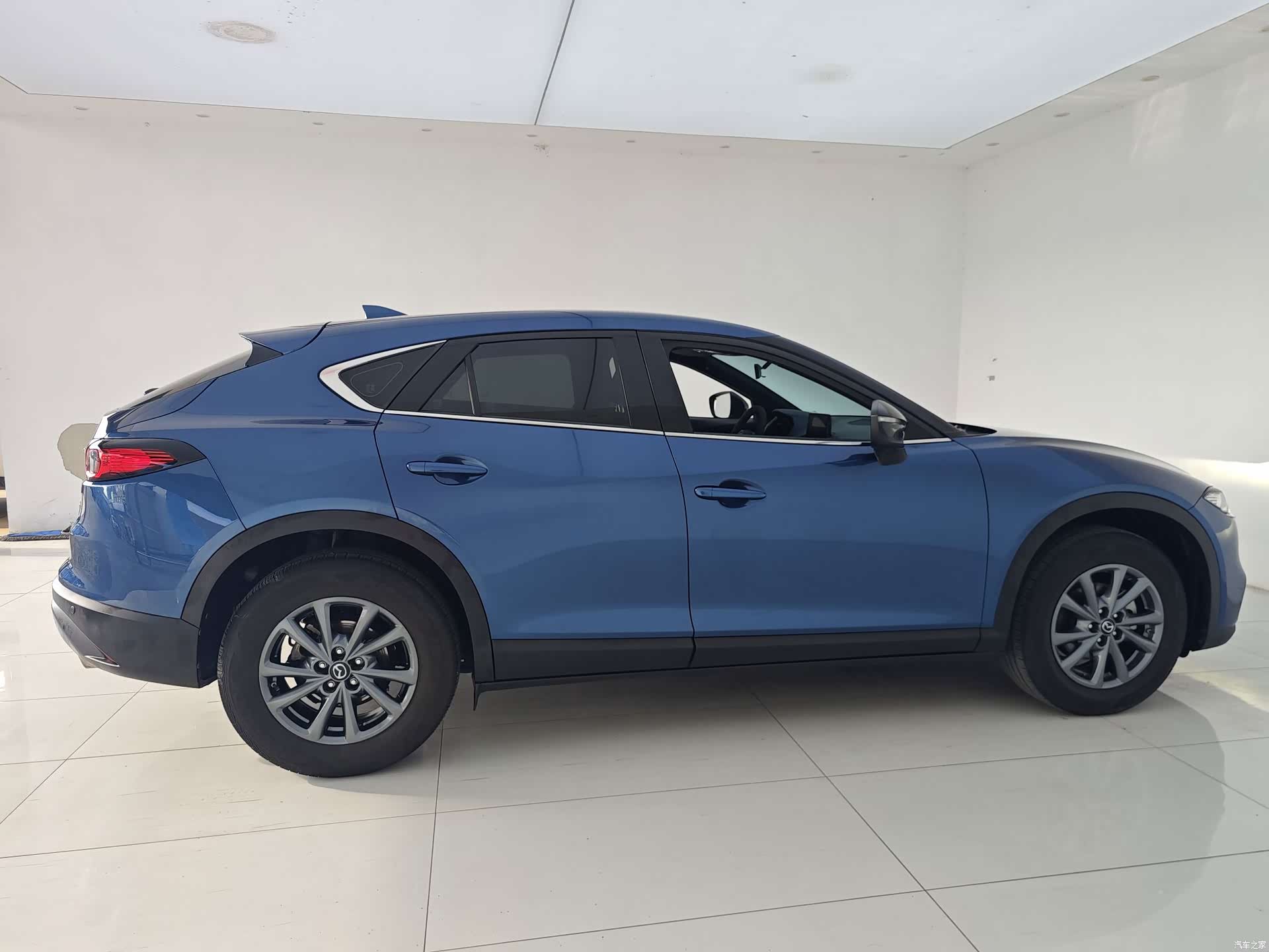 Mazda CX-4, 2022 17