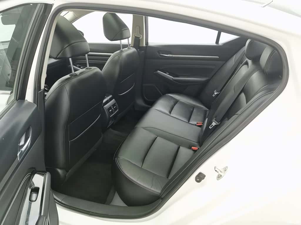 Nissan Teana, 2020 15