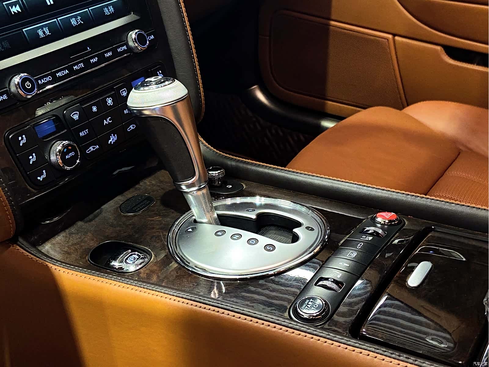 Bentley Flying Spur, 2012 23