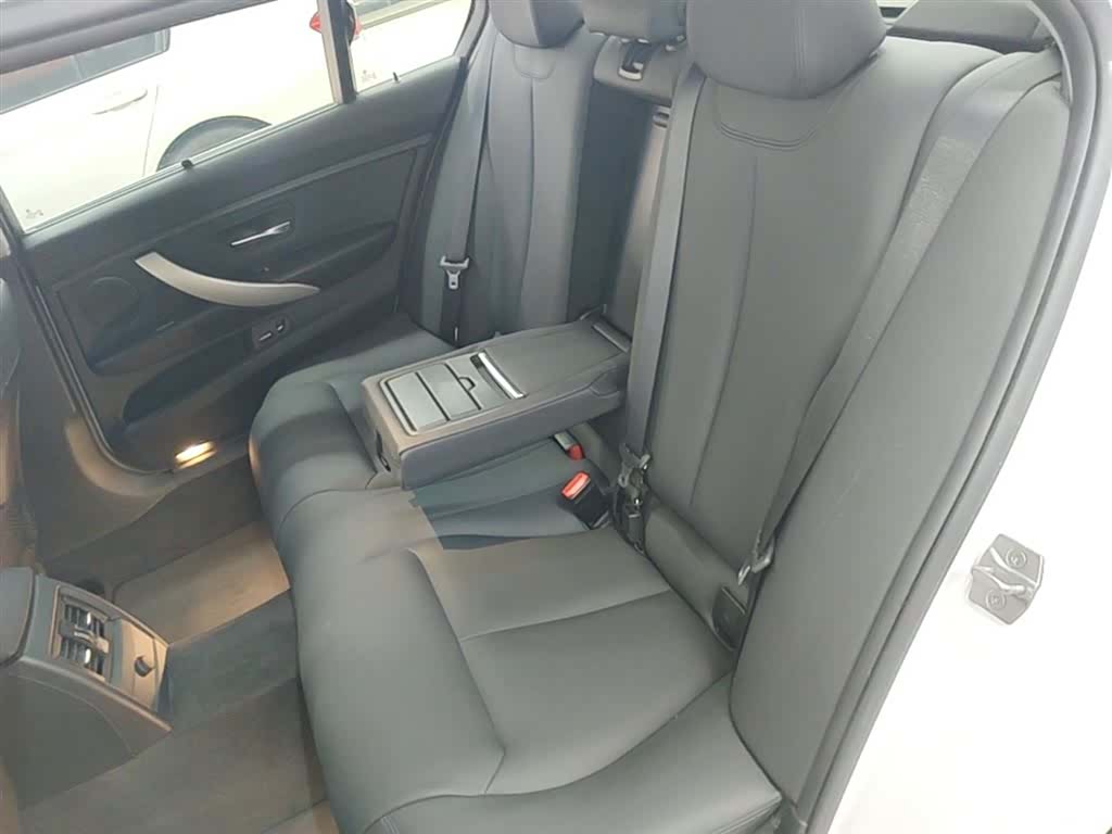 BMW 3 Series, 2015 17