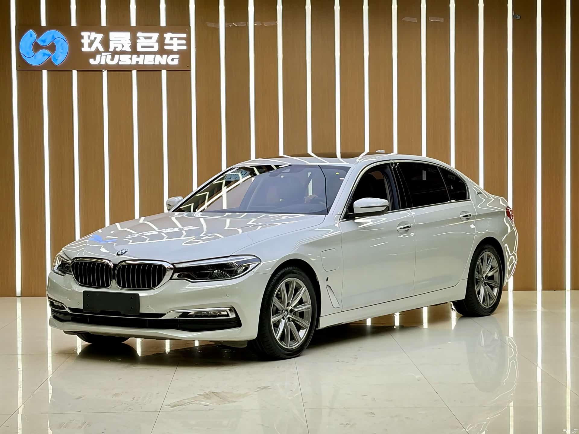 BMW 5 Series, 2018 1