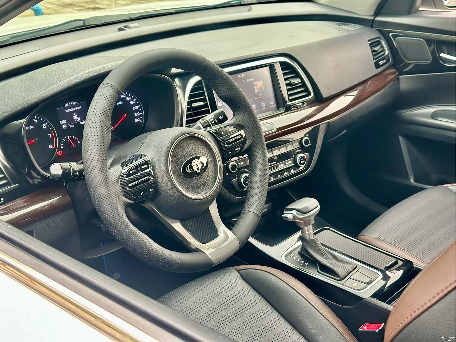 Kia GLS, 2018 20