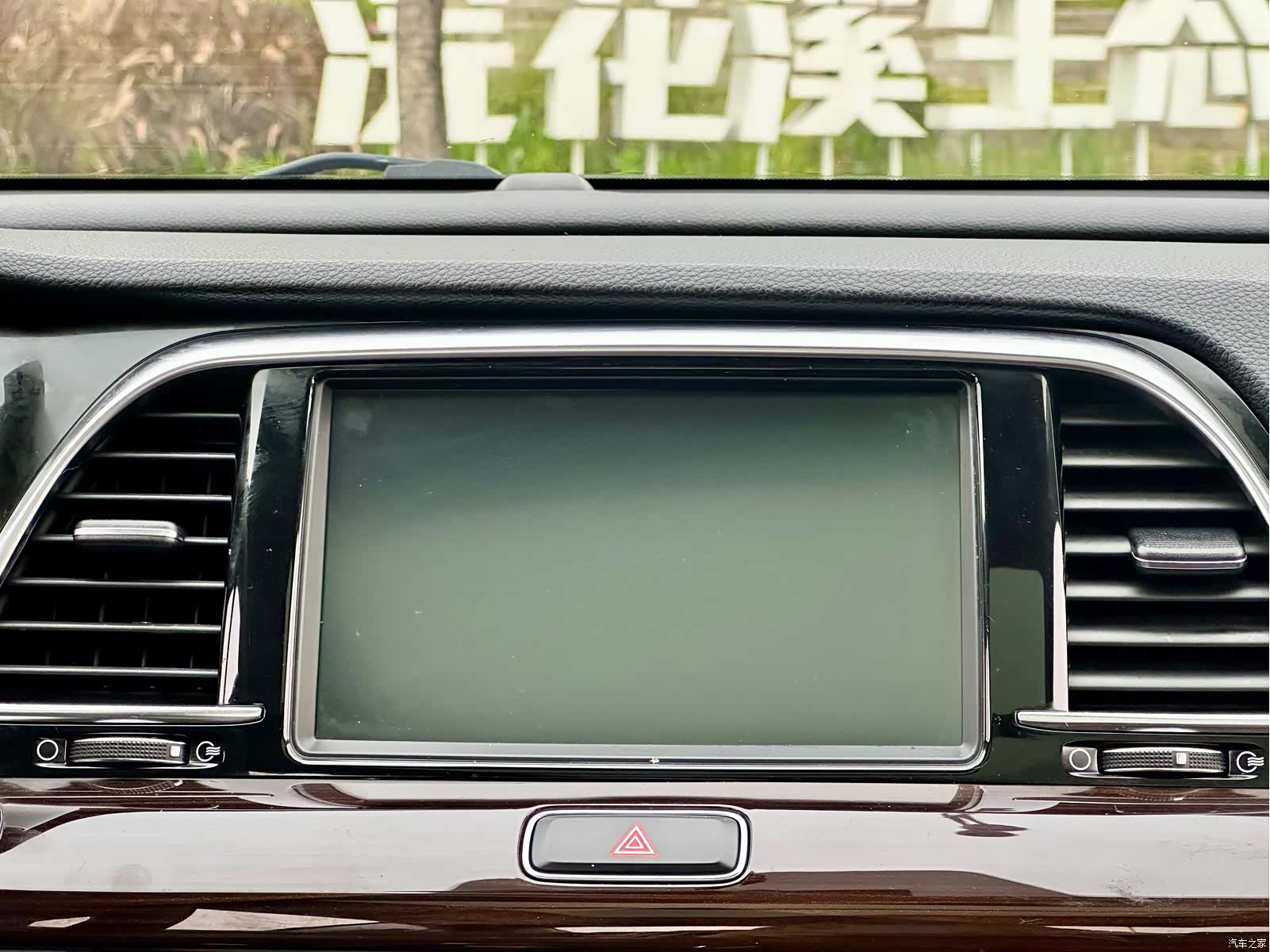 Kia GLS, 2018 33
