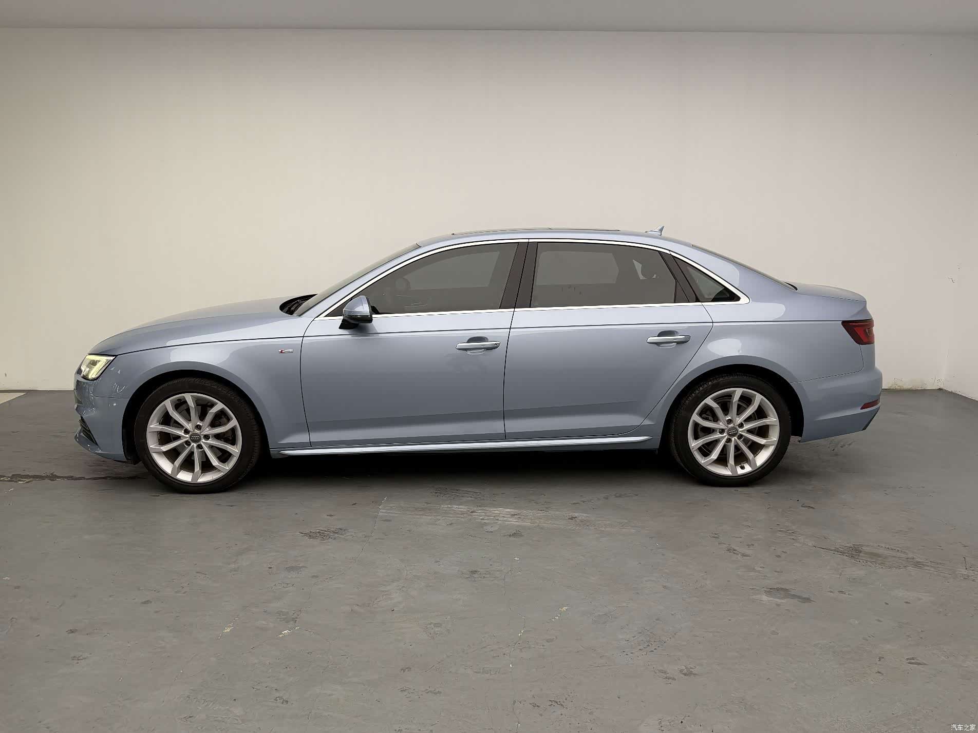 Audi A4L, 2018 9