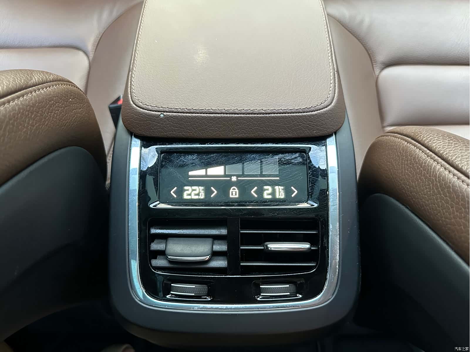 Volvo XC90, 2021 17